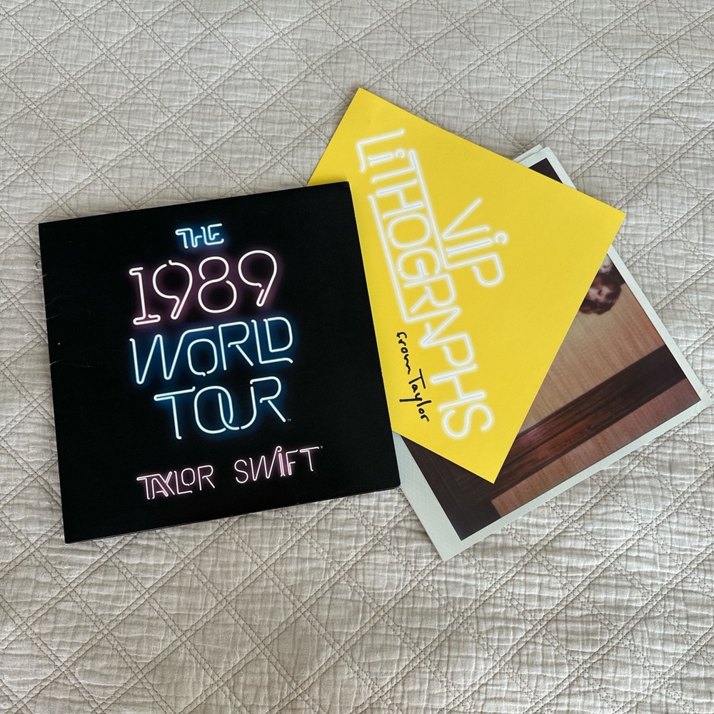 *RARE* Taylor Swift 1989 World Tour VIP Lithographs from 2015